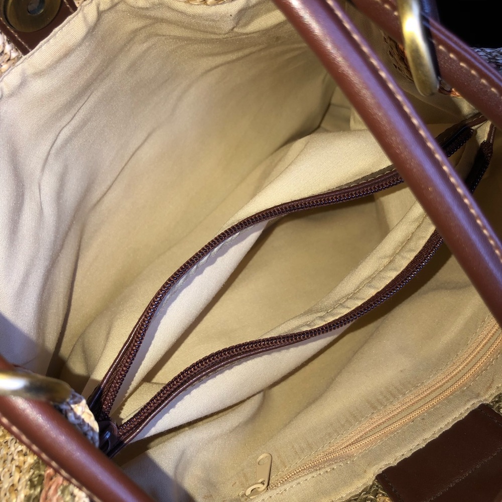 Cherokee Handbag - Picture 4 of 4
